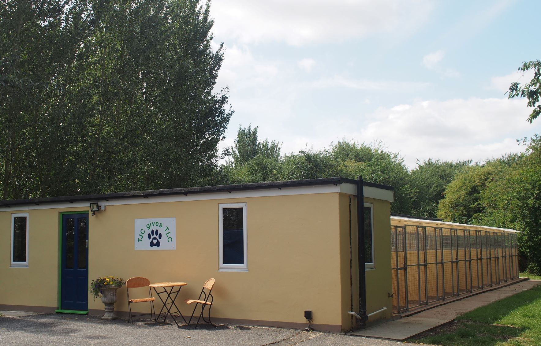 Kennel block